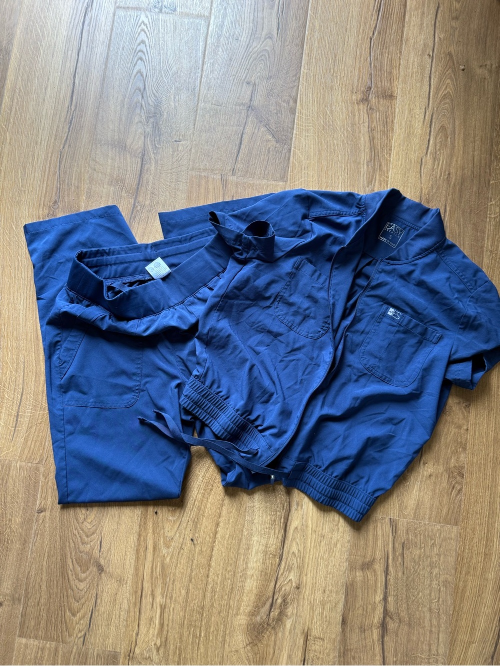 Unbranded women’s Navy Blue Scrub set